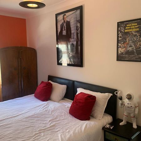 Southsea Royale James Bond 3 Bed Cool Penthouse, Seafront Parking Portsmouth Buitenkant foto